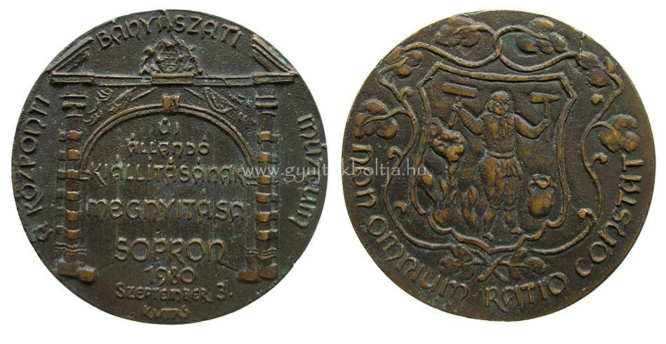 Kutas L�szl�: A K�zponti B�ny�szati M�zeum �j �lland� ki�ll�t�s�nak megnyit�sa Sopron 1980